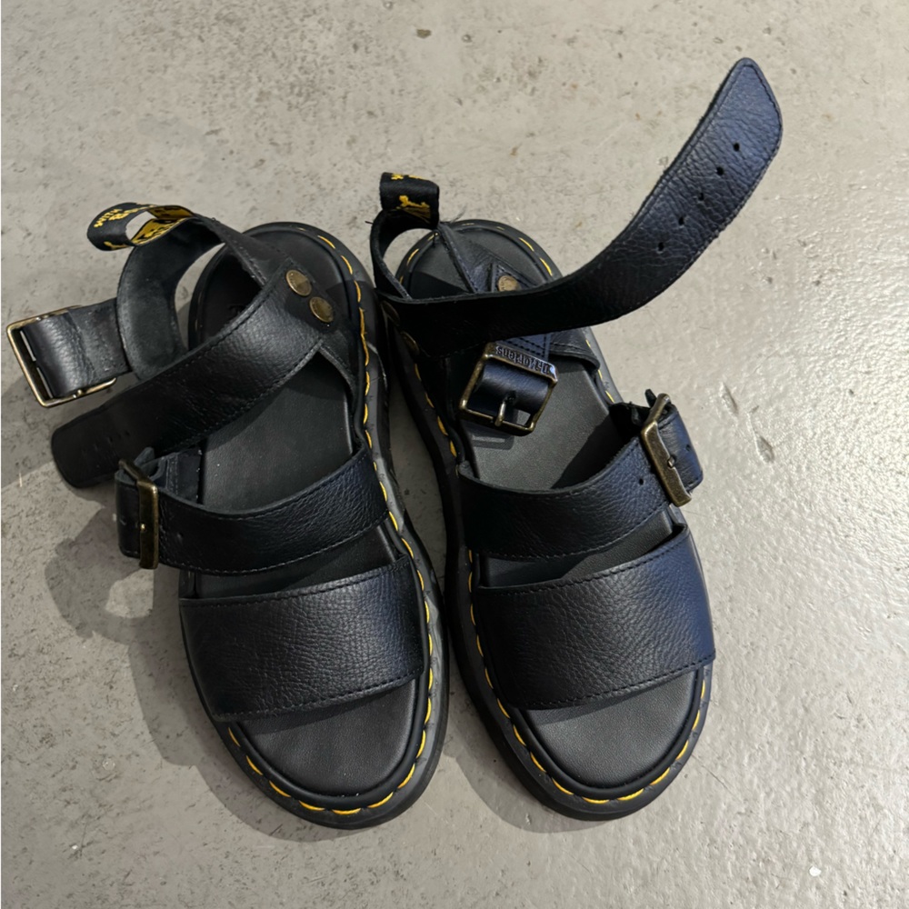 Dr Marten Clarissa II sandals